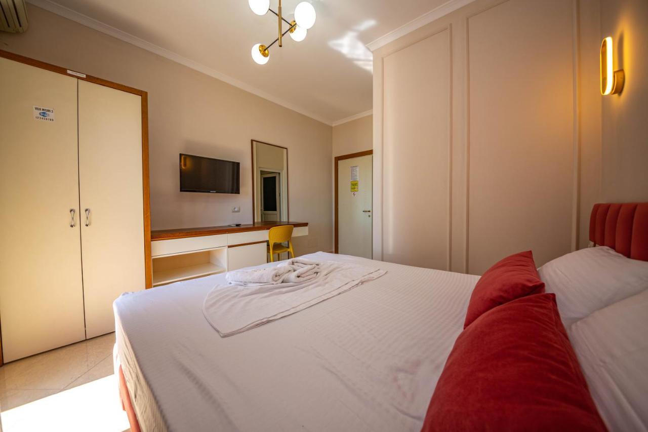 דורס Hotel Vila Misiri מראה חיצוני תמונה