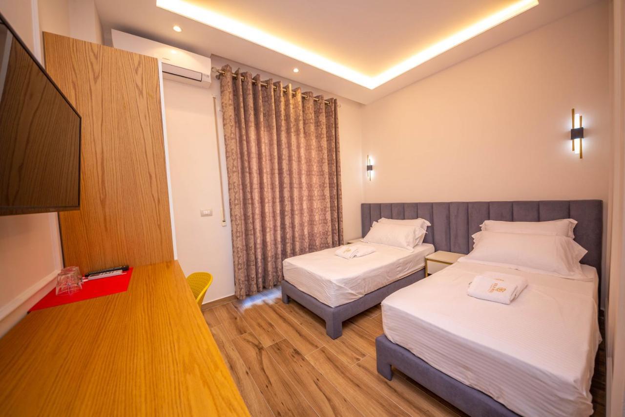 דורס Hotel Vila Misiri מראה חיצוני תמונה