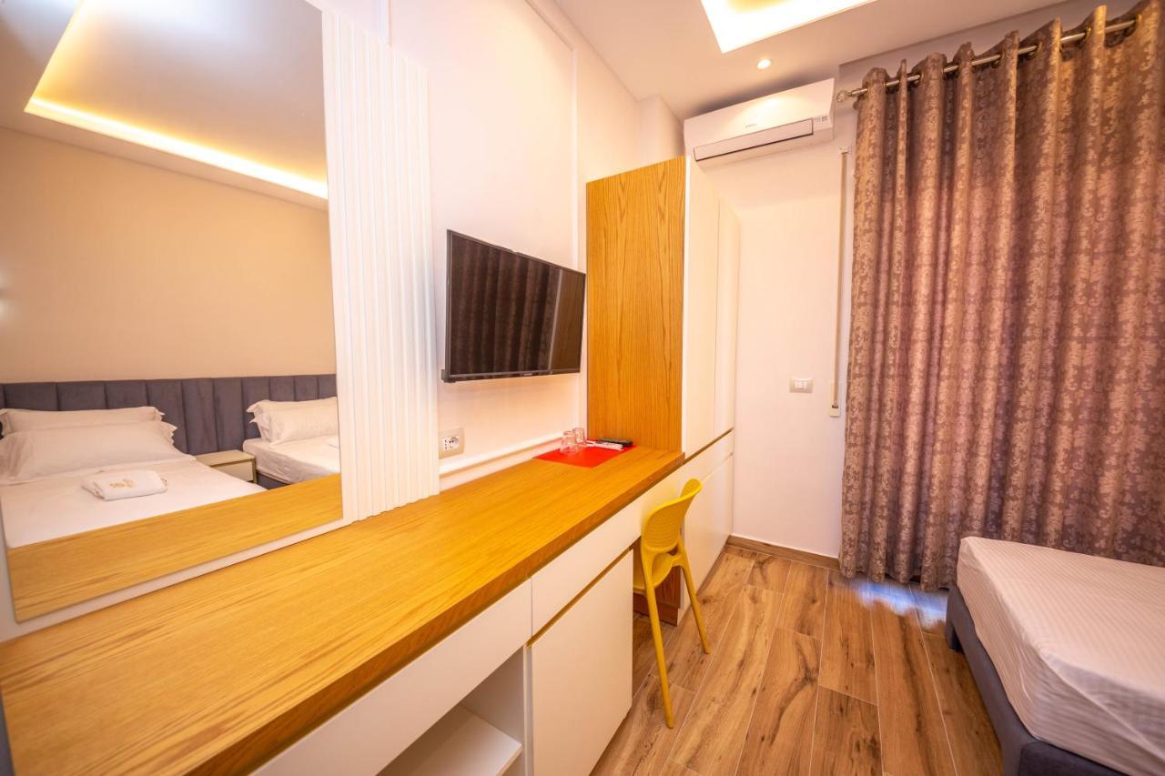 דורס Hotel Vila Misiri מראה חיצוני תמונה