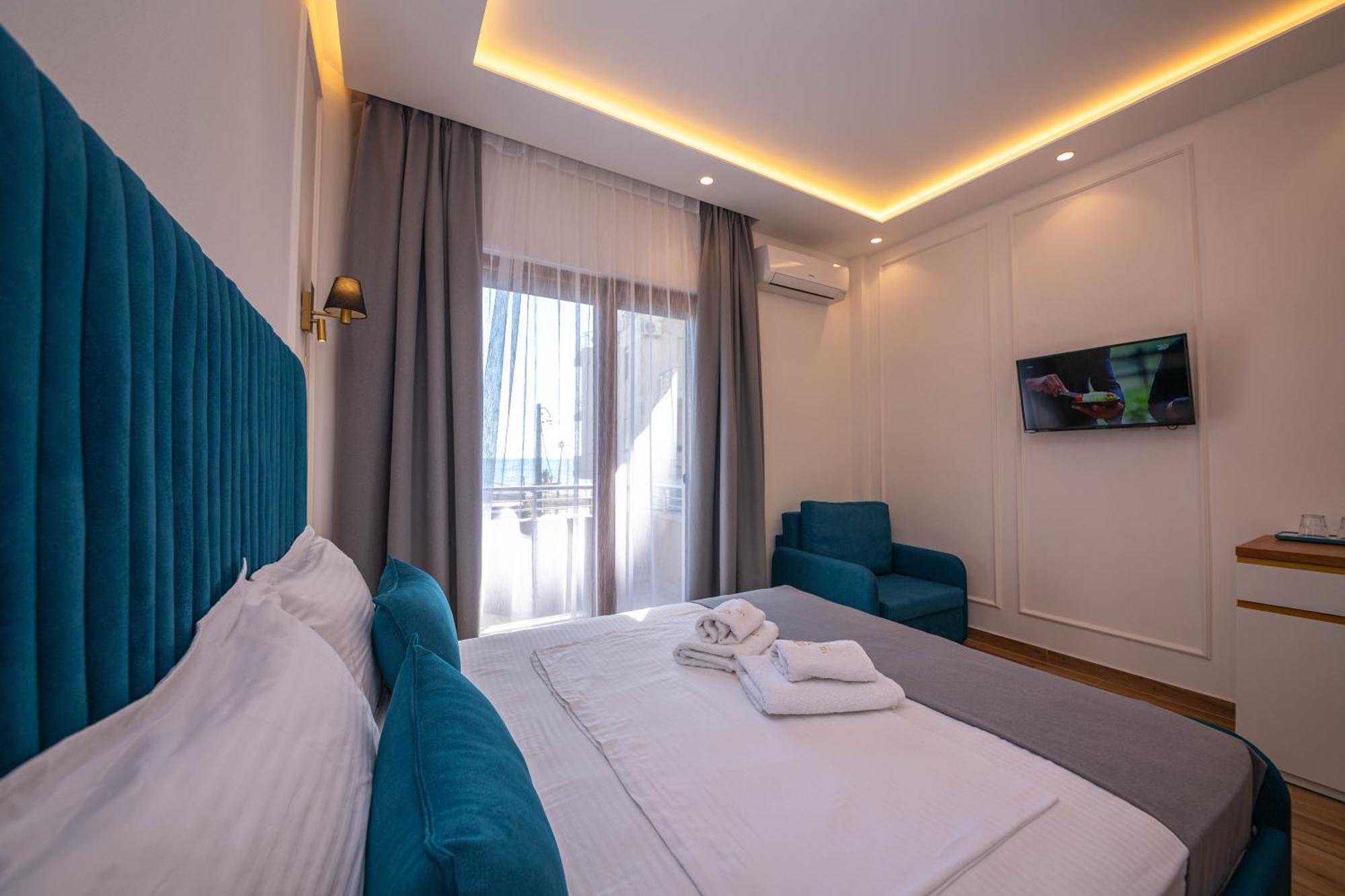 דורס Hotel Vila Misiri מראה חיצוני תמונה