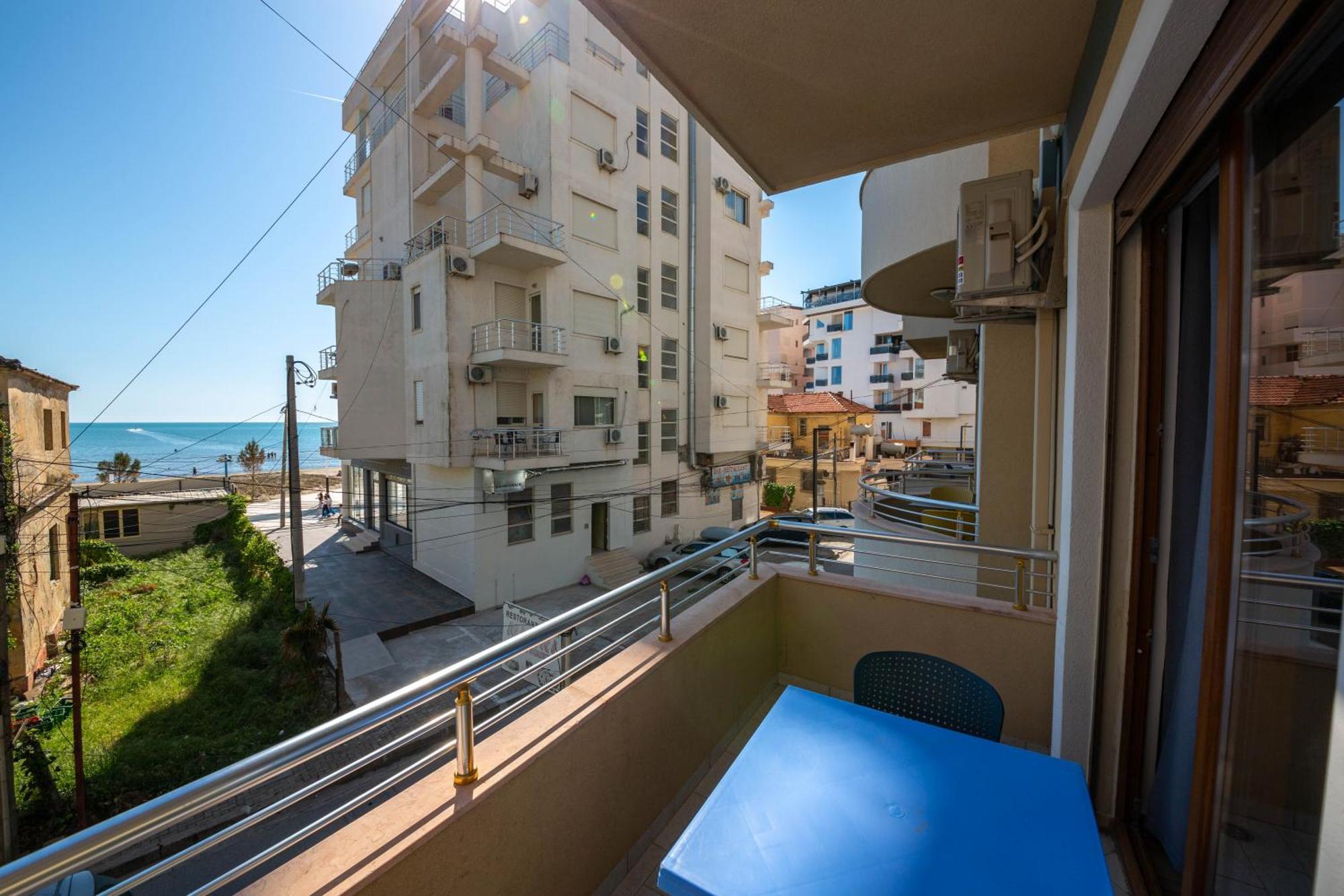 דורס Hotel Vila Misiri מראה חיצוני תמונה