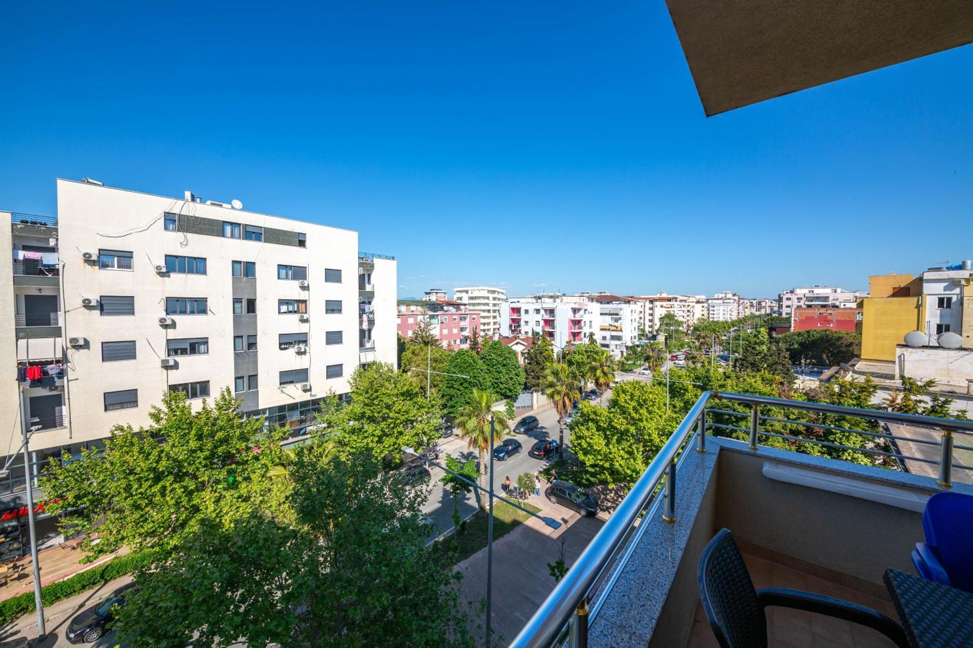 דורס Hotel Vila Misiri מראה חיצוני תמונה